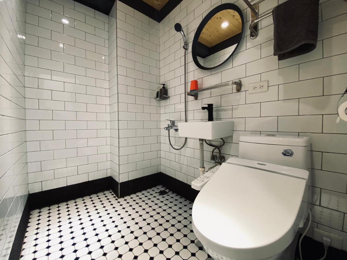 良文旅 Ryou Hotel Tainan Zewnętrze zdjęcie