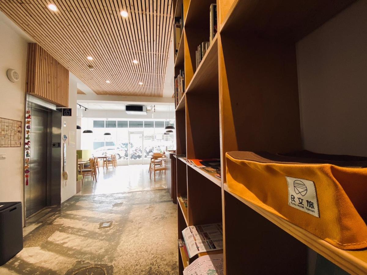 良文旅 Ryou Hotel Tainan Zewnętrze zdjęcie