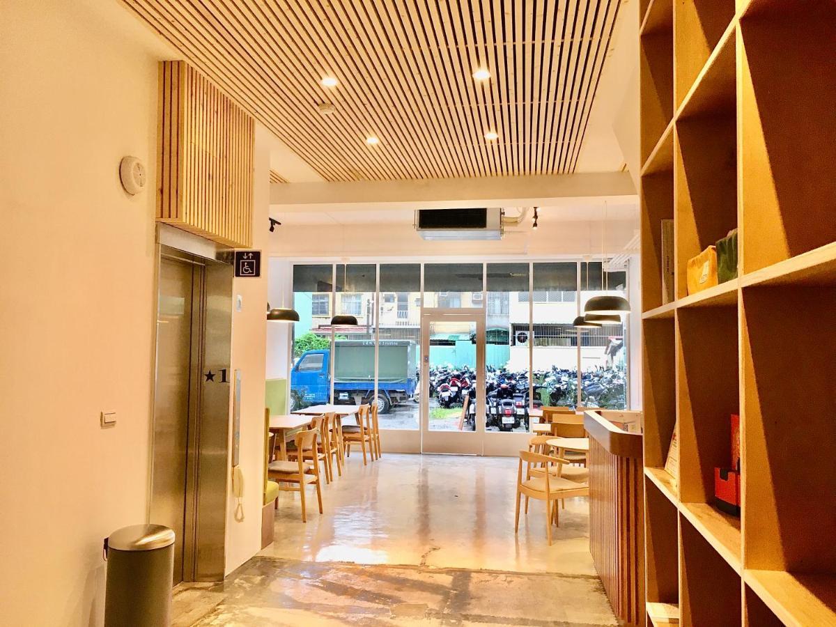 良文旅 Ryou Hotel Tainan Zewnętrze zdjęcie